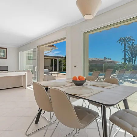 Villa Villa La Corona By Abahana Villas *